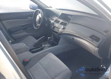 2009 Honda Accord 2.4 Lx from USA, damaged, VIN JHMCP26399C012647